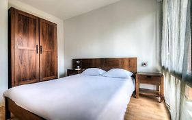 Comfort Aparthotel Lourdes L'Acacia